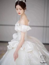 -予白婚纱礼服馆