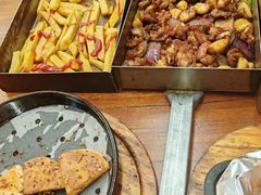 -老东镇啤酒屋海鲜加工·蒸汽海鲜·海鲜烧烤(台东店)