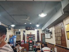 大堂-朱大嘴肥肠血旺(福字街店)