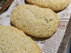 -西湖书堤(平湖八佰伴店)