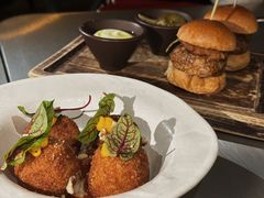 伊比利亚猪肉鹅肝汉堡-Ocean's Table 欧舍