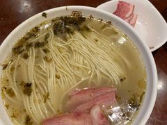镇江肴肉-老半斋(福州路店)