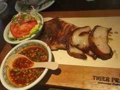 -大头虾越式风味餐厅(光明广场店)