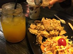 -暖食光·台式家庭餐厅·生日主题店(万达店)
