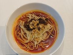 -世博源公馆·本帮融合菜·主题包厢·江景餐厅