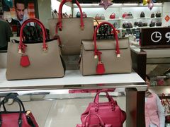 -华联商厦(火车站店)