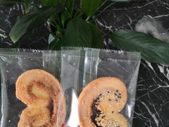 -莎琳娜食品有限公司·蛋糕店