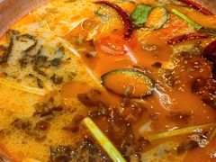 酸辣锅底-洱火云南酸菜牛肉火锅(石景山当代商城店)