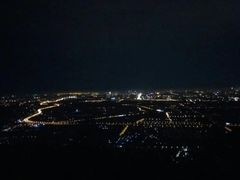 -鬼笑石后山停车场