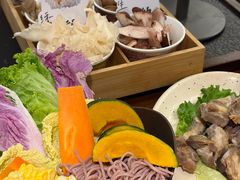 -菌自由丨野生菌火锅特色庭院餐厅(丽江古城店)
