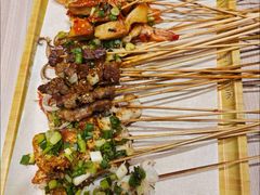 -街角等你.大连海鲜烧烤.经典铁板海鲜串(西安路店)