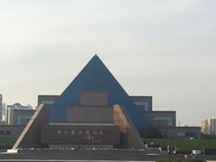 -上海市龙华烈士陵园