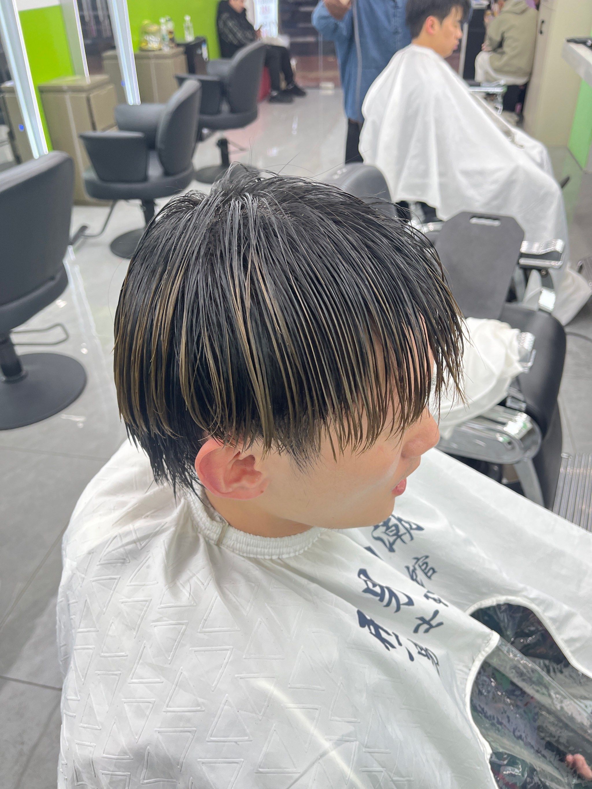 男孩潮流发型