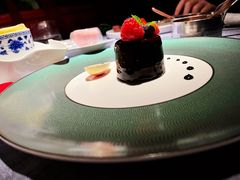 法芙娜巧克力杏子夹心慕斯-弦月窗LUNETTE BY AMANDA(复兴路店)