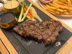 -龙虾酒吧扒房(宁波香格里拉店)