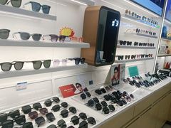 -荣视医眼镜(老车站店)