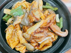 双菇面筋煲-胡子饮食店