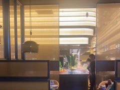 -钱小奴海鲜自助黑金店(杭州滨江龙湖店)