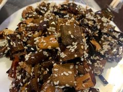 辣椒段儿-金卯白肉罩火烧
