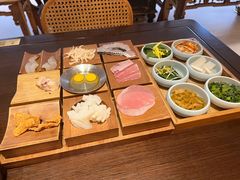 -银米·云南传统过桥米线(双廊黑金冠店)