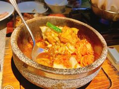 -穹六人间 people 6(岳阳路店)