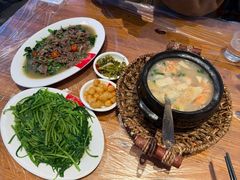 -皮蛋弟砂锅店(总店)