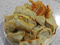 -三好食堂(煎饺·馄饨·肉饼米线·盛世广场店)