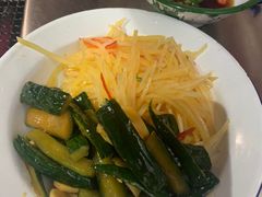 -马路牙子地桌烤肉(工体店)