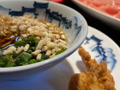 -二荆条·蜀鲜汇城市森林火锅