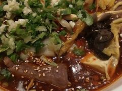 -成都你六姐·牛肉冒菜(城市集市合生汇店)