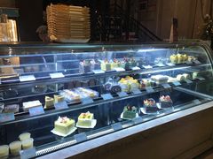 面包甜点陈列柜-天母蓝鸟西餐厅·烘焙蛋糕(十三碗店)