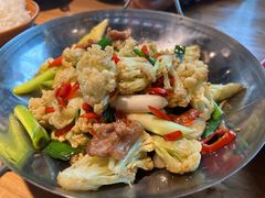 -先启半步颠小酒馆(虹桥龙湖天街店)
