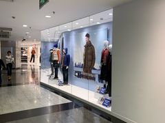 -优衣库(上海正大广场店)