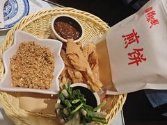 -鲁菜根·泰山菜(泰山店)
