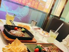 -牛扒先生·雪花牛扒西餐厅(东平店)