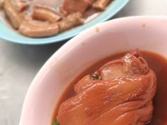 -Kha Mu Charoensang(Silom)