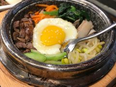 -明洞阿姨·韩式酱蟹烤肉·创意料理(三元桥店)