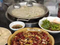-老来福·非遗酸汤兔(凯旋路店)
