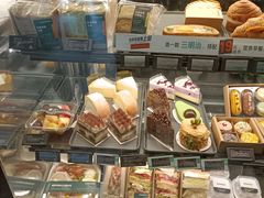 面包甜点陈列柜-星巴克(杭州市民中心店)