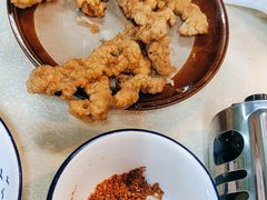 -猪三哥肥肠鸡川菜小炒