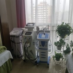 -荟草堂专业痘肌皮肤管理