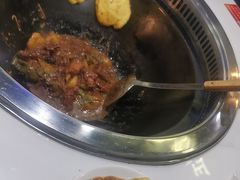 -哈尔滨烧烤·山河村铁锅炖(交大店)