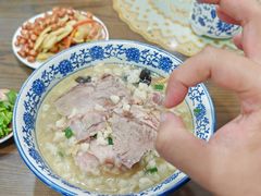 -一间楼牛羊肉泡馍馆(东一路店)