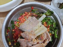 -黑竹沟新场牛肉火锅