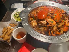 -胖哥俩肉蟹煲(湖滨银泰in77店)
