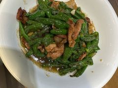 -黄泥岗·地道湖北菜(奥特莱斯店)