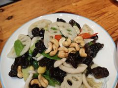 -老姑砂锅·烧烤天津菜(体北道店)