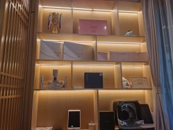 -香港倾城国际·美容美体中心