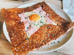 火腿芝士鸡蛋可丽饼-RAC BAR(安福路店)