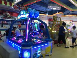 -开心哈乐儿童主题乐园(孙河易事达店)